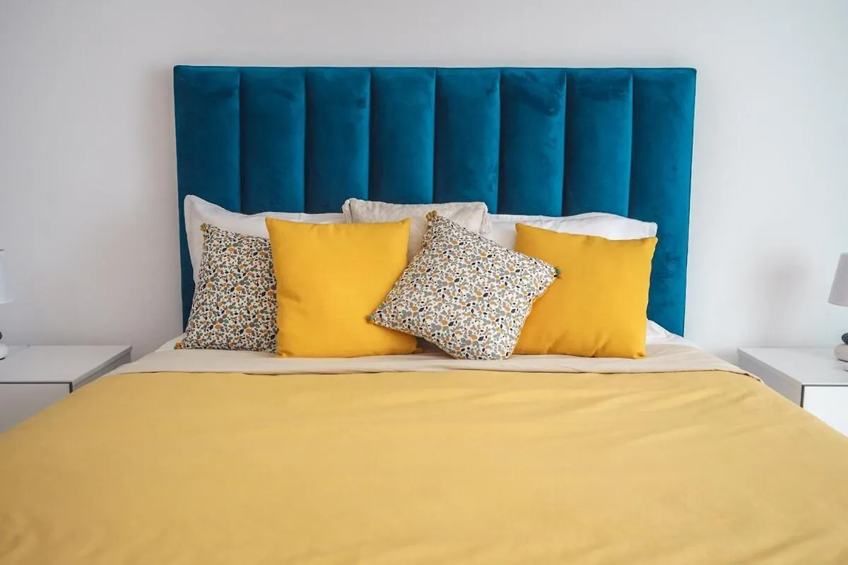 Comfortable & Well Located T3 منديلو