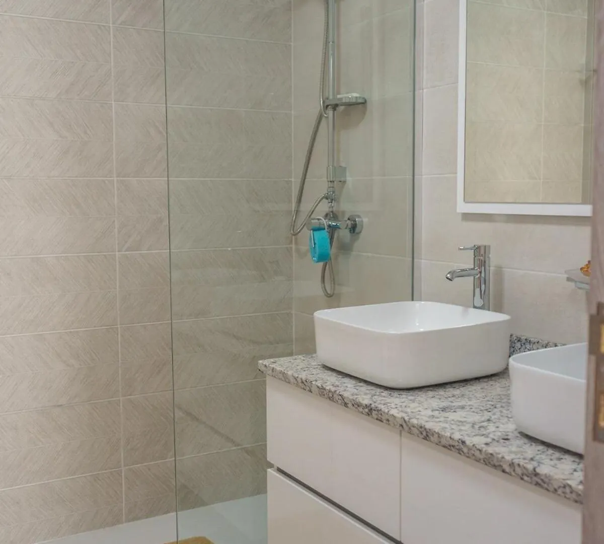 Comfortable & Well Located T3 منديلو